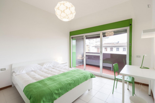  Spacious Double Bedroom In A 5-Bedroom Flat, Near Università Novoli  -  Spacious double bedroom in a 5-bedroom flat, near Università Novoli  - Gallery -  2