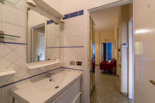 Nice bedroom near POLIMODA