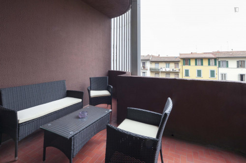 Colourful double bedroom in proximity of Università degli Studi di Firenze - Gallery - 12