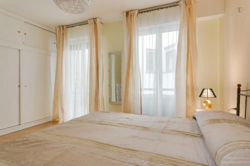 Delightful 1-Bedroom Apartment In The Duomo Area - 1