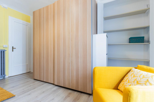 Spacious Double Bedroom Next To The Re Umberto Metro Station - 1