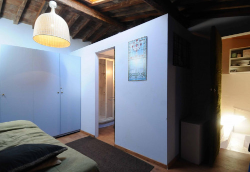  Charming Twin Ensuite Bedroom Close To Polimoda And ISanta Maria Novella  -  Charming twin ensuite bedroom close to Basilica di Santa Maria Novella  - Gallery -  1