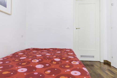 Cool-looking 1-bedroom apartment in Foscherara - Gallery - 10