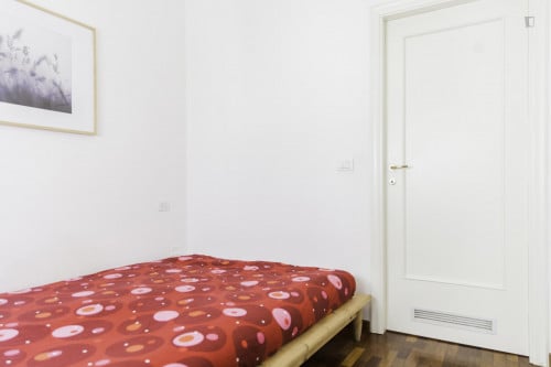 Cool-looking 1-bedroom apartment in Foscherara - Gallery - 11