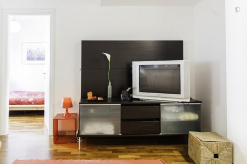 Cool-looking 1-bedroom apartment in Foscherara - Gallery - 22