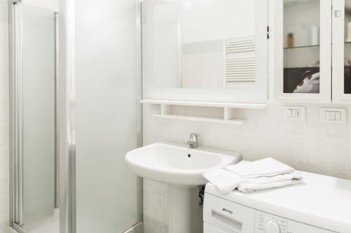 Cool-looking 1-bedroom apartment in Foscherara - Gallery - 15