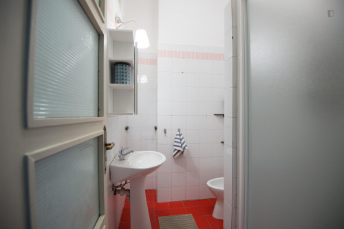 Great looking double bedroom in Crocetta - Gallery - 10