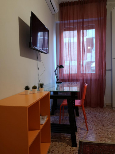 Cosy single bedroom in Novoli area - Gallery - 18