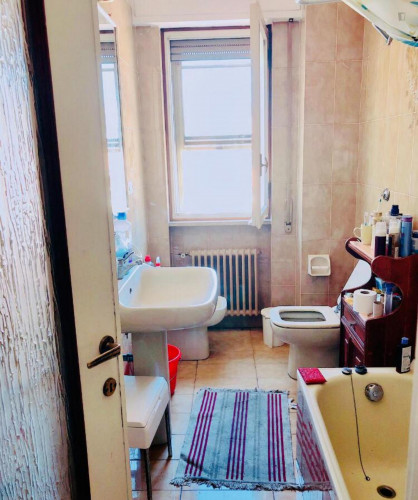 Sunny big room in Firenze