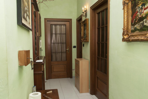 Cute single bedroom in a 3-bedroom apartment in Borgo San Paolo - Gallery - 15