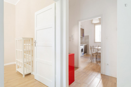 Bed in a twin bedroom, close to the Rimesse train station - Gallery - 15