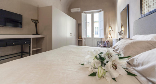Nice 2-bedroom apartment near Basilica di San Lorenzo  - Gallery -  1