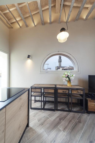 Cozy 2-bedroom apartment near Basilica di Santa Croce di Firenze  - Gallery -  5