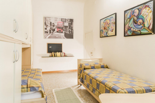 Large and comfortable 3-bedroom apartment in Santa Croce