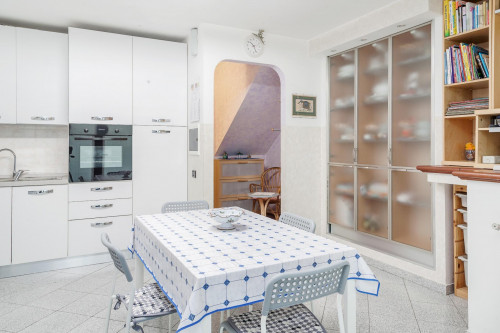 Spacious 1-bedroom apartment close to Università degli Studi di Firenze, Polo Scientifico e Tecnologico di Sesto Fiorentino - Gallery - 6