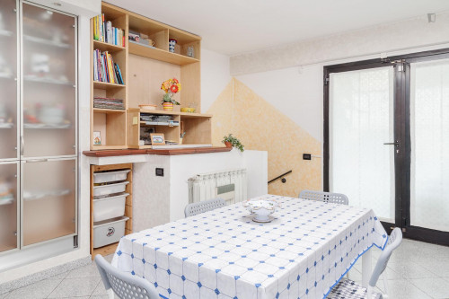Spacious 1-bedroom apartment close to Università degli Studi di Firenze, Polo Scientifico e Tecnologico di Sesto Fiorentino - Gallery - 7