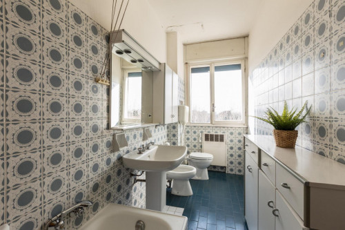 Bright single bedroom in Corticella neighbourhood - Gallery - 13
