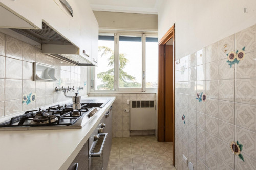 Bright single bedroom in Corticella neighbourhood - Gallery - 11