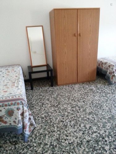 Nice twin bedroom not far from the Bologna Airport  - Gallery -  2