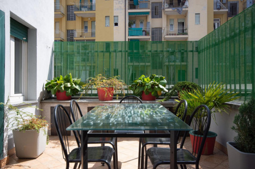 2-bedroom apartment with an outdoor area, near the Spezia metro - Gallery - 14