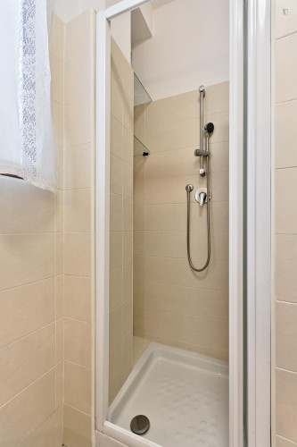 2-bedroom apartment with an outdoor area, near the Spezia metro - Gallery - 9