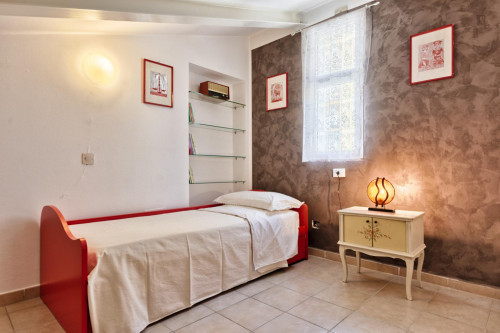 2-Bedroom Apartment With An Outdoor Area, Near The Spezia Metro - 2