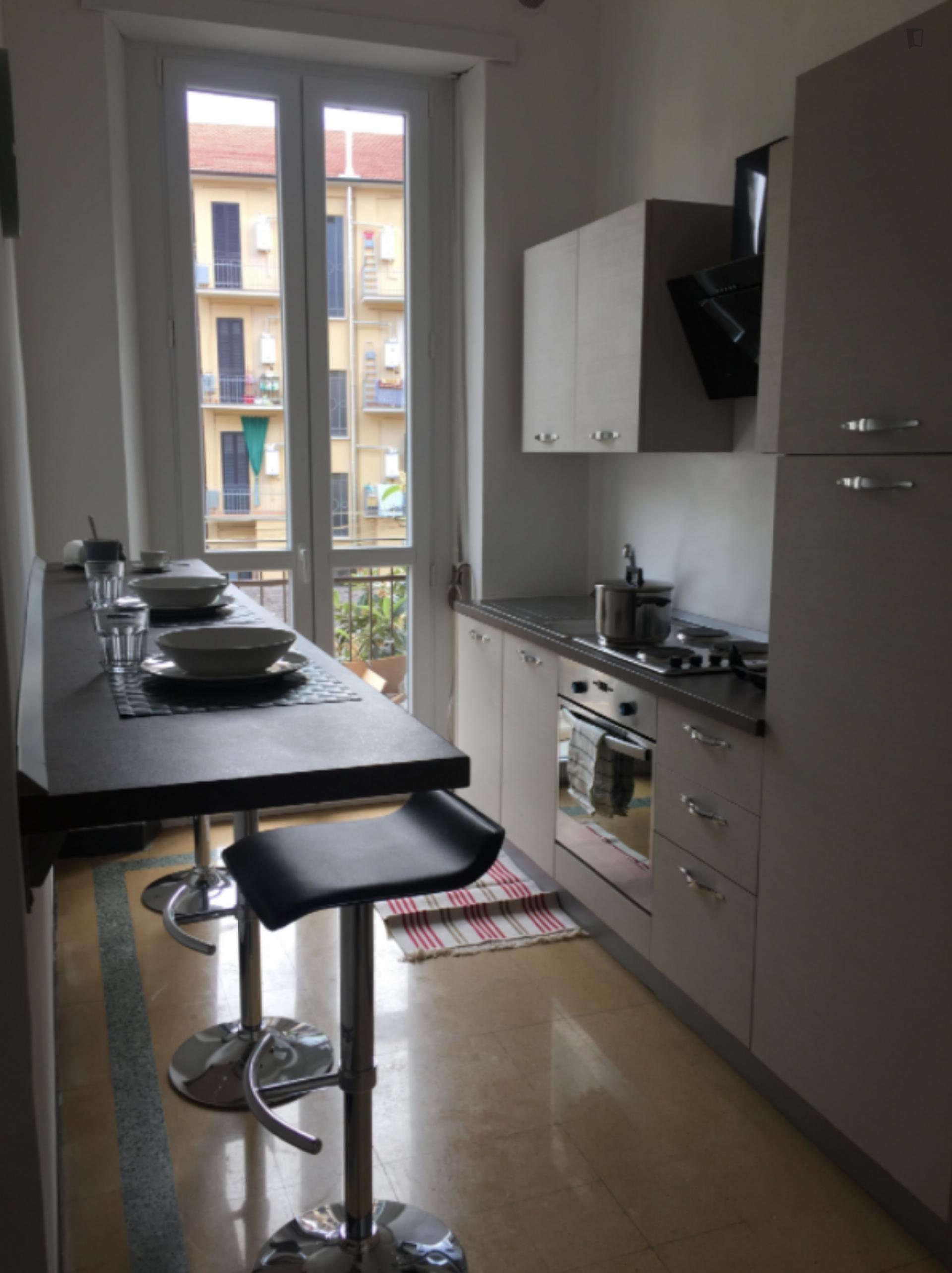 Nice bedroom in Cenisia neighbourhood