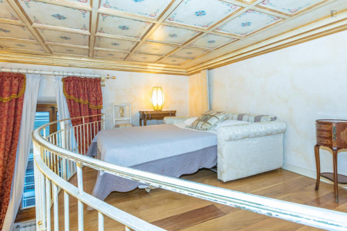3-Bedroom apartment near Piazza della Repubblica