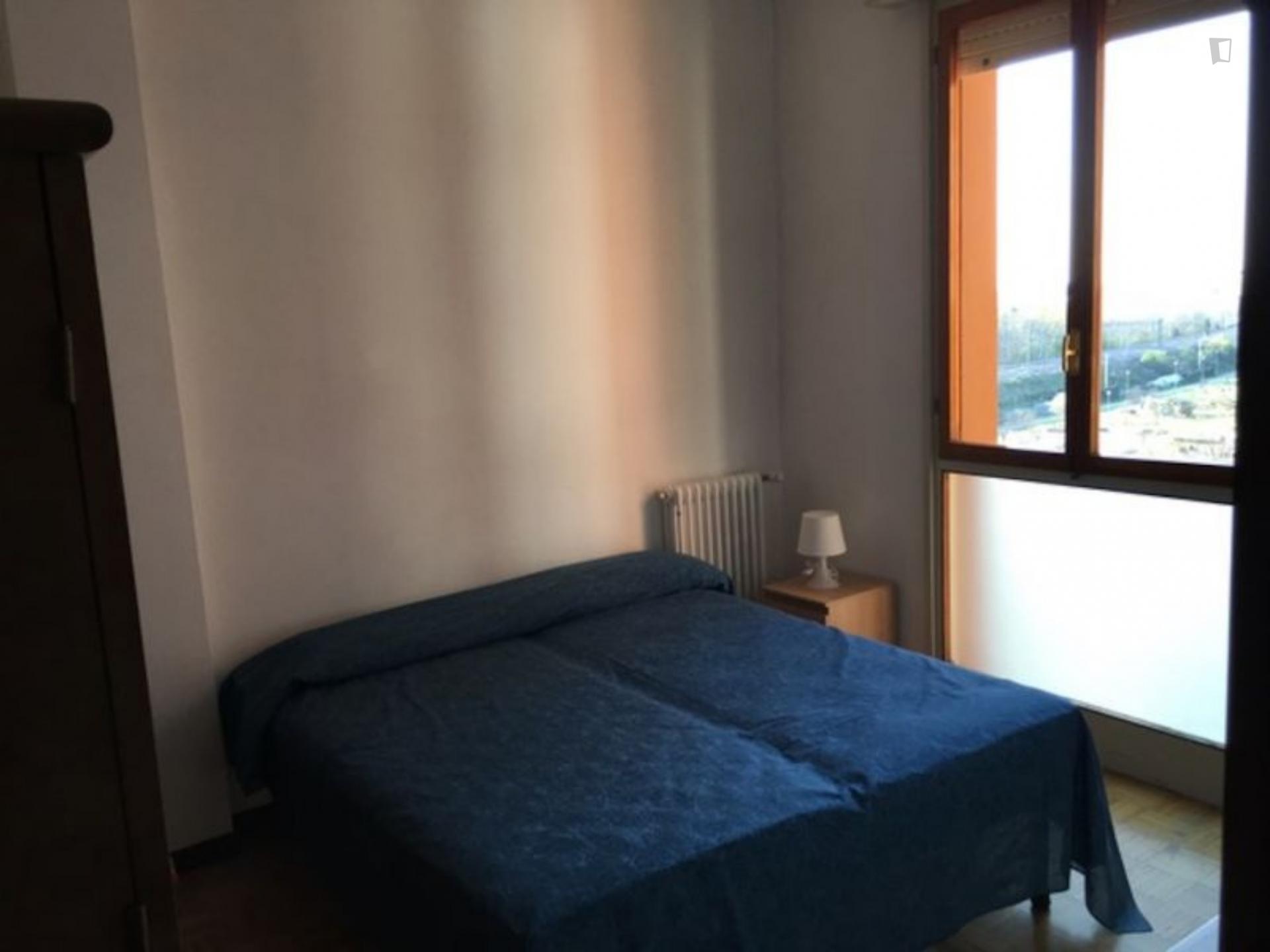 Cosy double bedroom not far from Porta San Donato