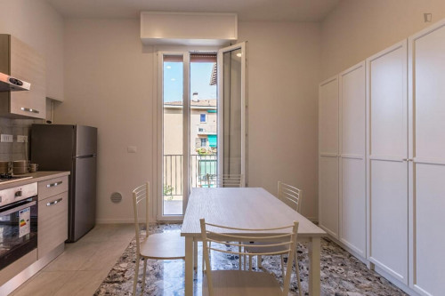 Nice single bedroom in Bolognina area - Gallery - 9