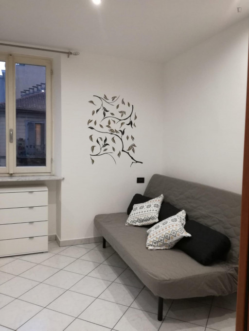 Fancy one bedroom apartment right next to Spezia metro station