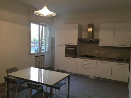 Bed in a twin bedroom in Mazzini neighbourhood  - Gallery -  5