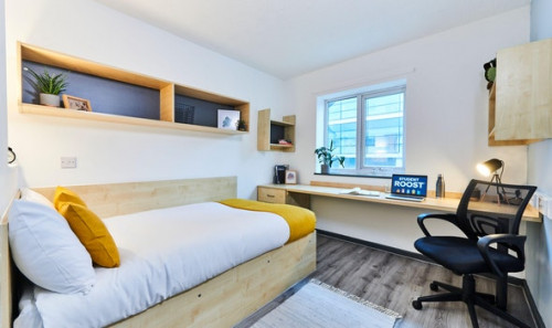  En-Suite Silver  -  Capital Gate Roost  - Gallery -  5