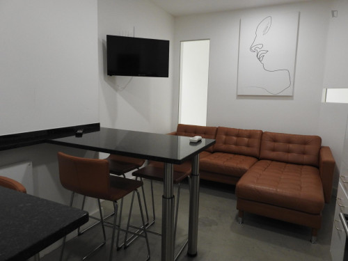 Double bedroom in a 6 bedroom flat, in Saldanha - Gallery - 24