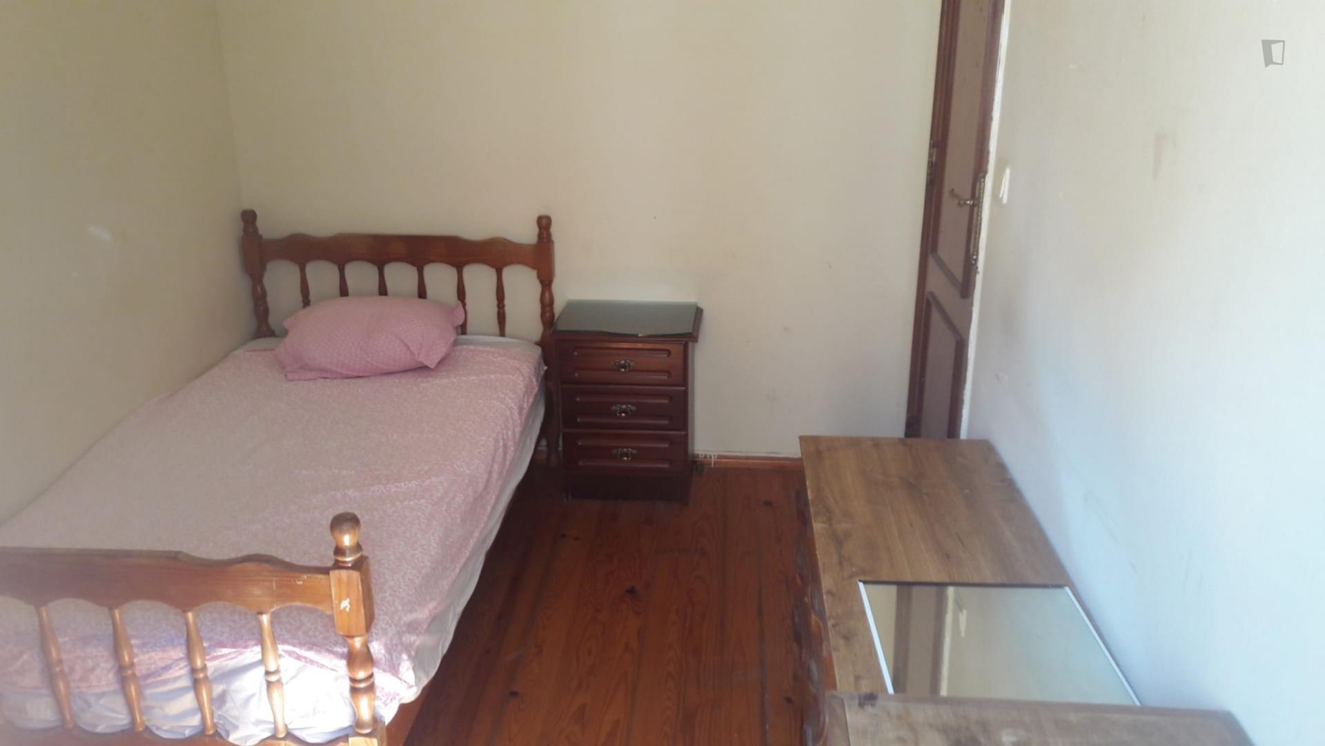 Single bedroom