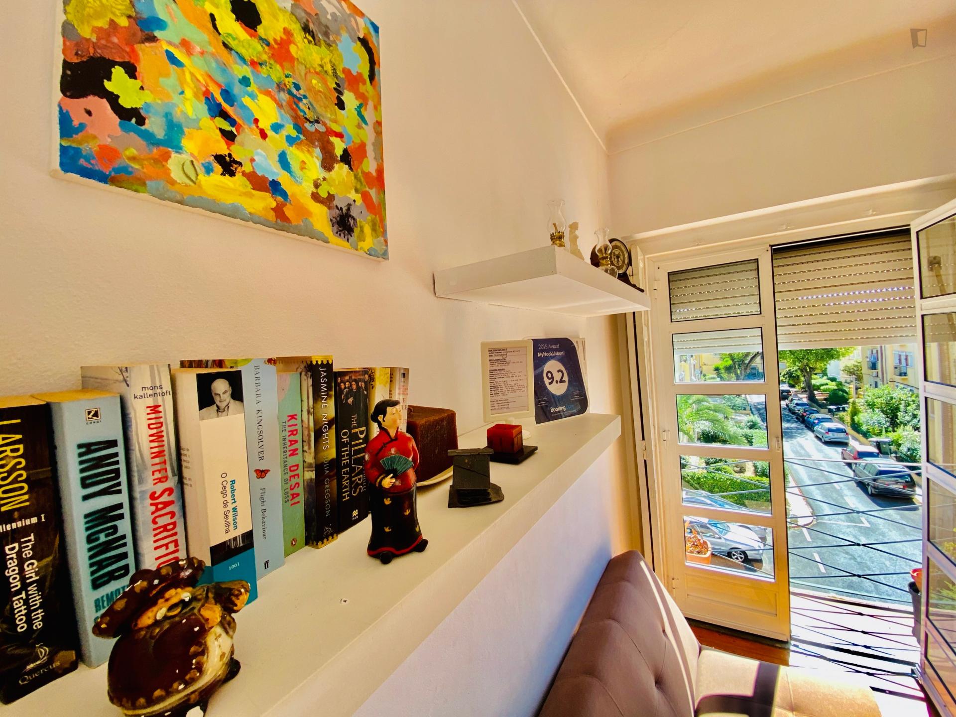 Modern 1-bedroom apartment near Alvalade metro station