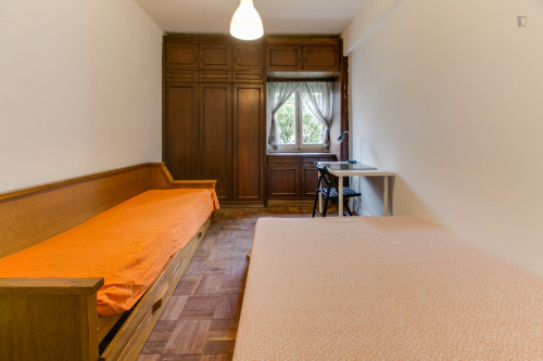 Neat double bedroom not far from Instituto Superior de Agronomia  - Gallery -  2