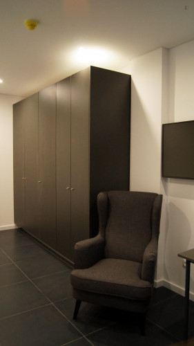 Modern studio in Cedofeita - Gallery - 9