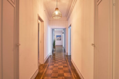 Incredible double bedroom in Marquês de Pombal - Gallery - 21
