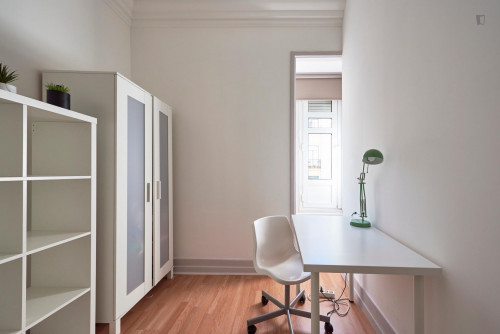 Nice bedroom in Marquês de Pombal - Gallery - 32