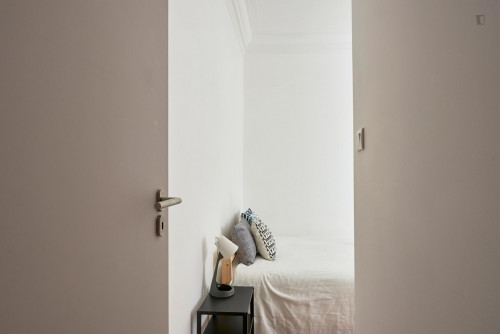 Nice bedroom in Marquês de Pombal - Gallery - 40