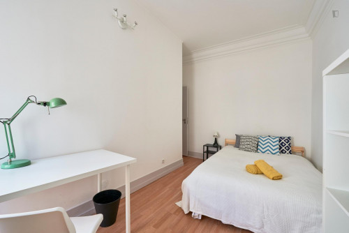 Nice bedroom in Marquês de Pombal - Gallery - 31
