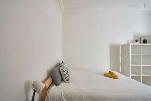 Nice bedroom in Marquês de Pombal - Gallery - 28