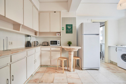 Really nice double bedroom located in Marquês de Pombal - Gallery - 40