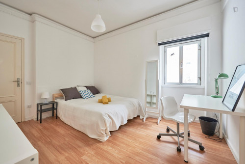 Really nice double bedroom located in Marquês de Pombal - Gallery - 27