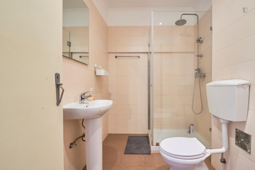 Marvellous double bedroom in Saldanha - Gallery - 11