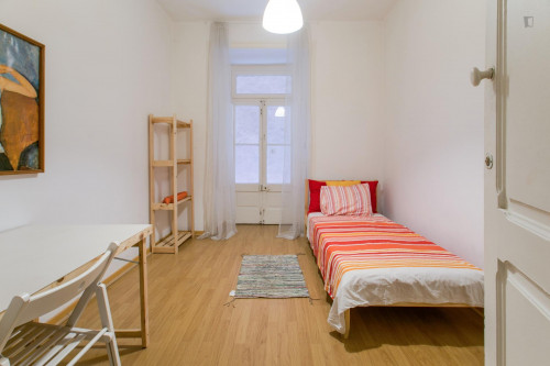  Modern Single Room Close To Marquês De Pombal Metro Station  -  Modern single room close to Marquês de Pombal metro station  - Gallery -  2