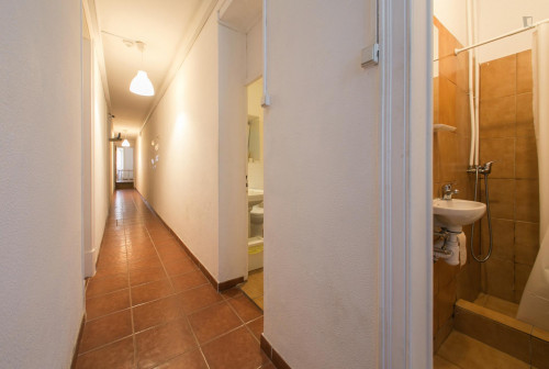 Very nice single bedroom in well-connected Marques de Pombal - Gallery - 13