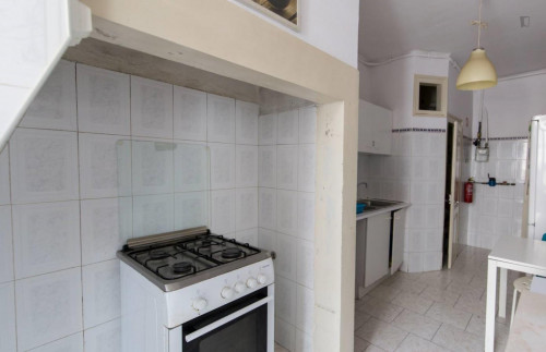 Homely single bedroom in Saldanha - Gallery - 10