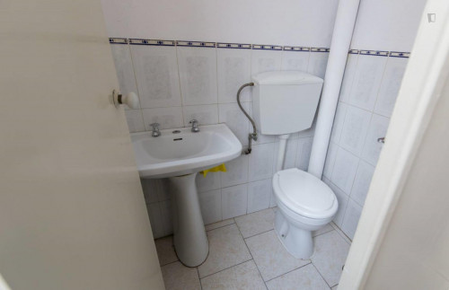 Homely single bedroom in Saldanha - Gallery - 12